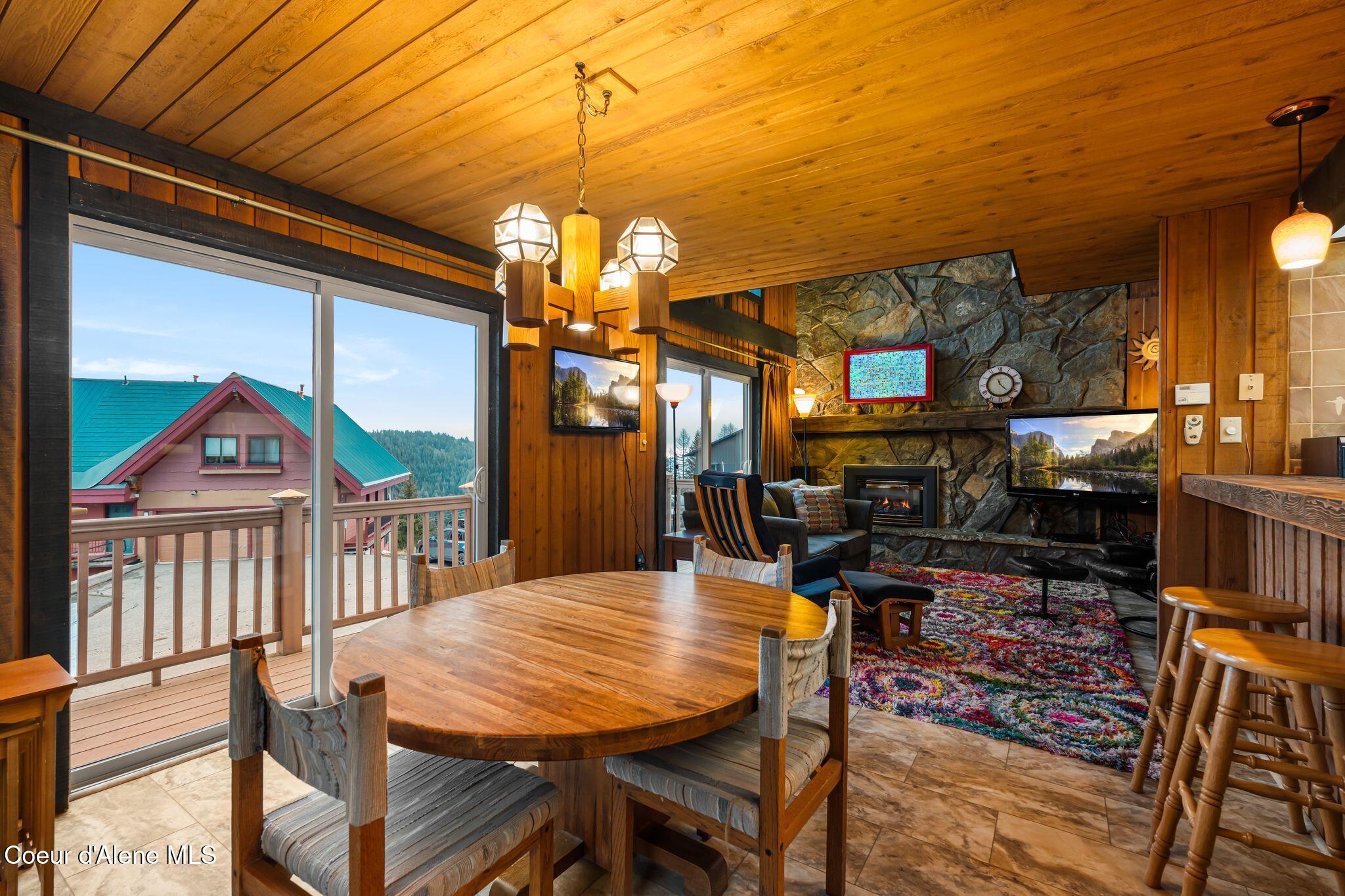 376 Parallel Run Sandpoint, ID 83864 - Photo 6 of 52 9_A7407433-2