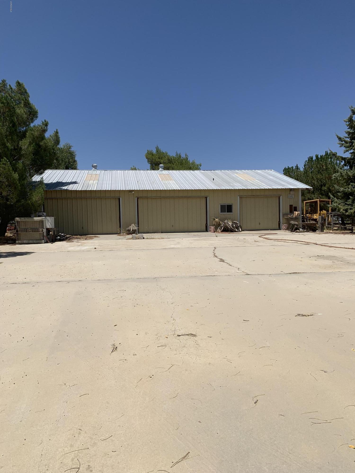 231 Castro Canyon Road Maricopa, CA 93252 - Photo 14 of 22 4AC32B20-1A91-4E94-B157-AB33467CF98B