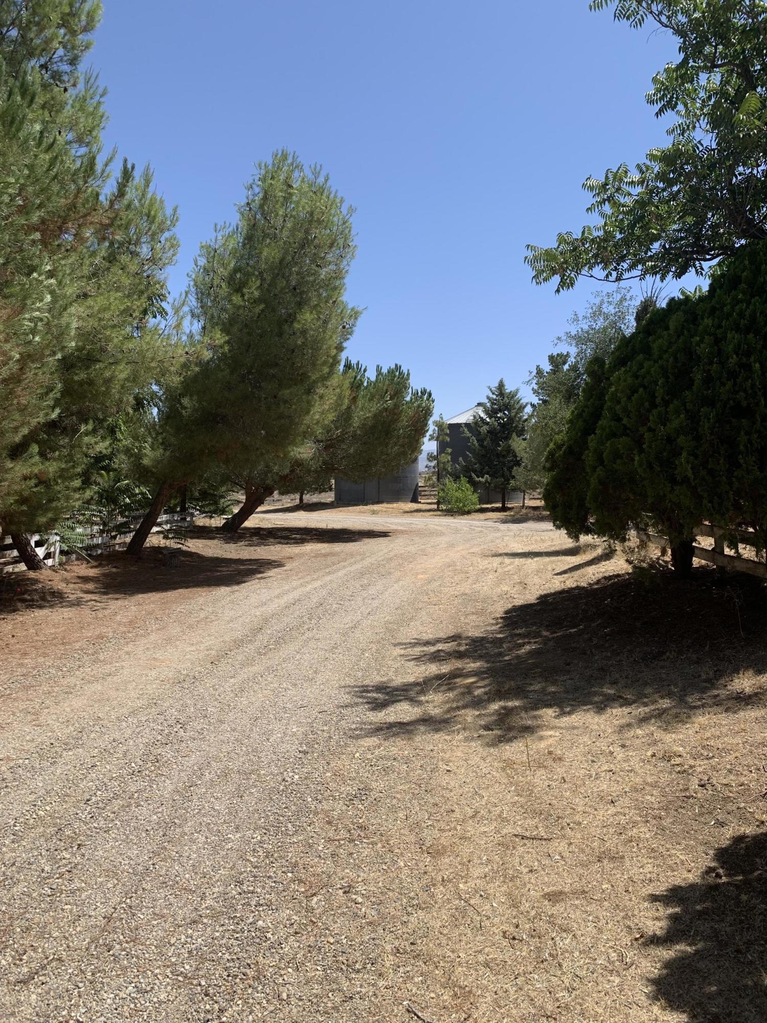 231 Castro Canyon Road Maricopa, CA 93252 - Photo 18 of 22 806F1B1C-CFF7-476F-9E05-CBF276A43E72