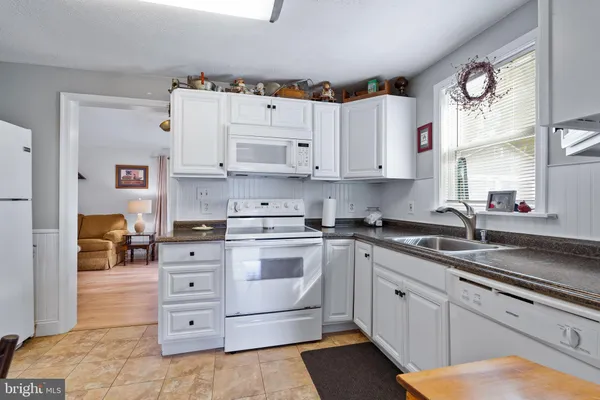 $310,000 | 33 Brewster Bridge Road, Elkton, MD 21921