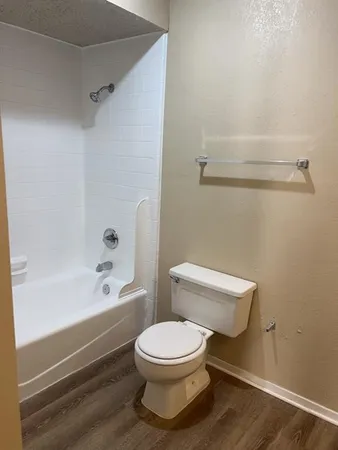 $1,650 | 806 Redbud Drive, DeSoto, TX 75115