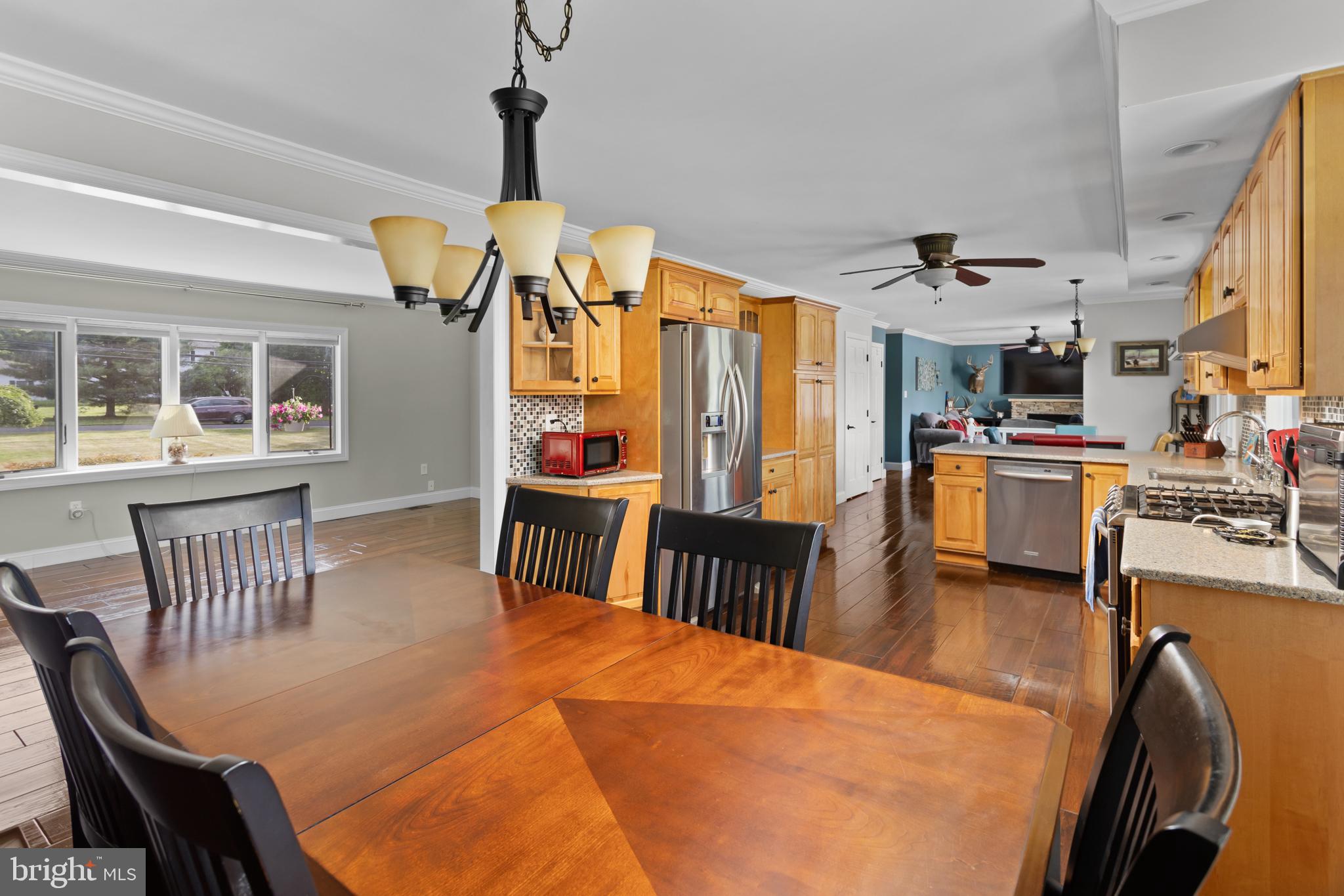 146 Hankins Road Hightstown, NJ 08520 - Photo 18 of 41 Dining Area