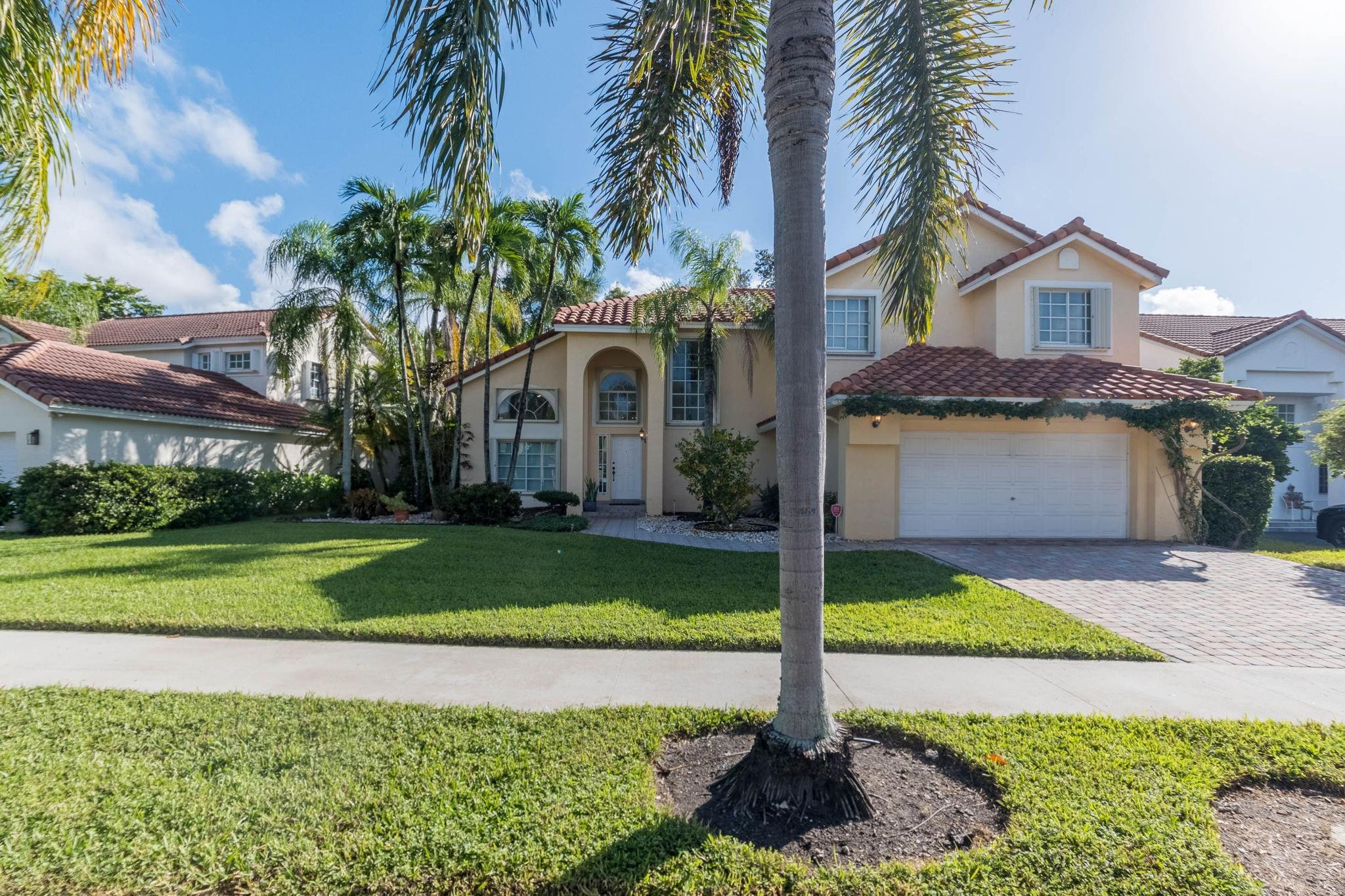 524 Water Point Weston, FL 33326 - Photo 2 of 43 Photo 2