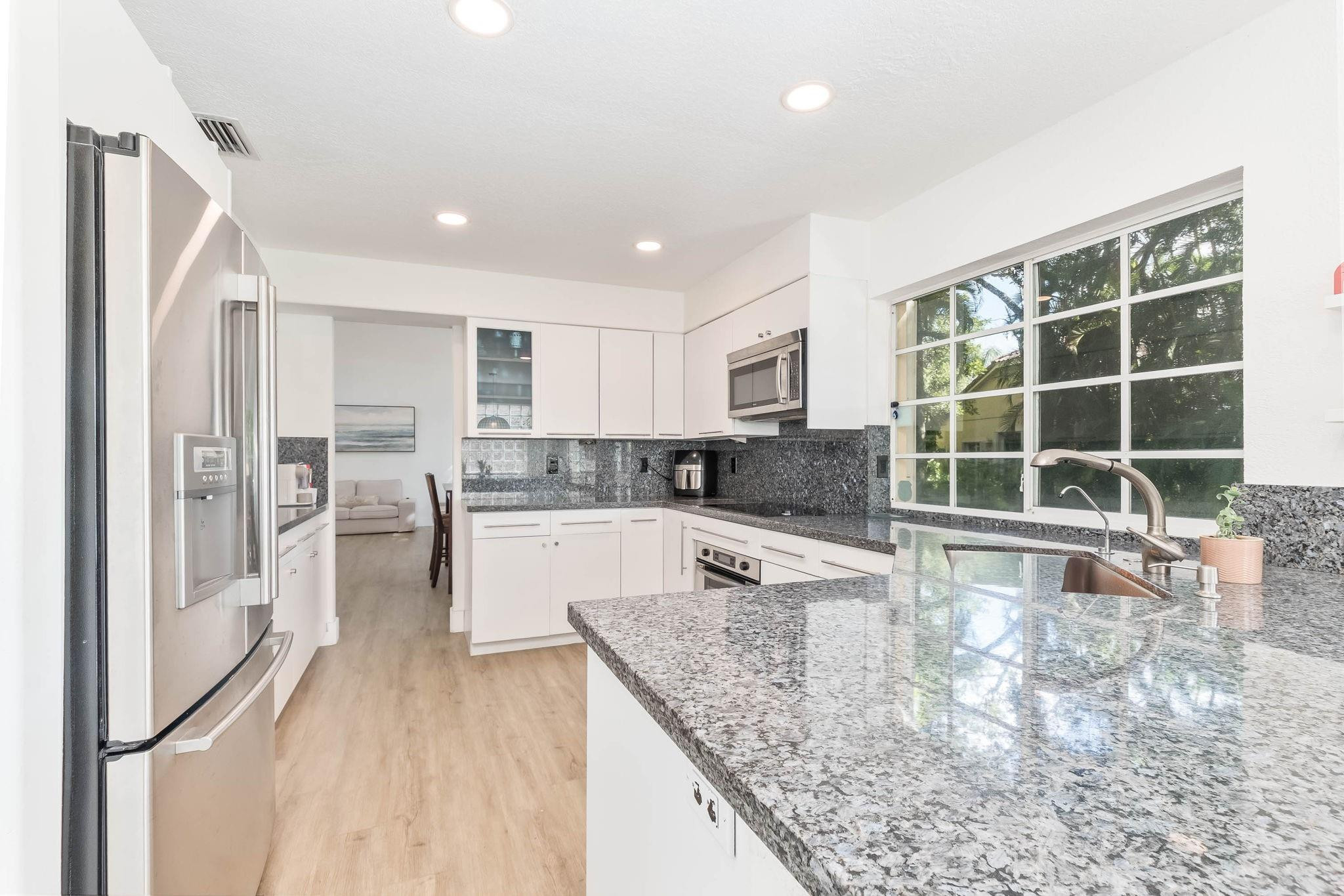 524 Water Point Weston, FL 33326 - Photo 10 of 43 Photo 10