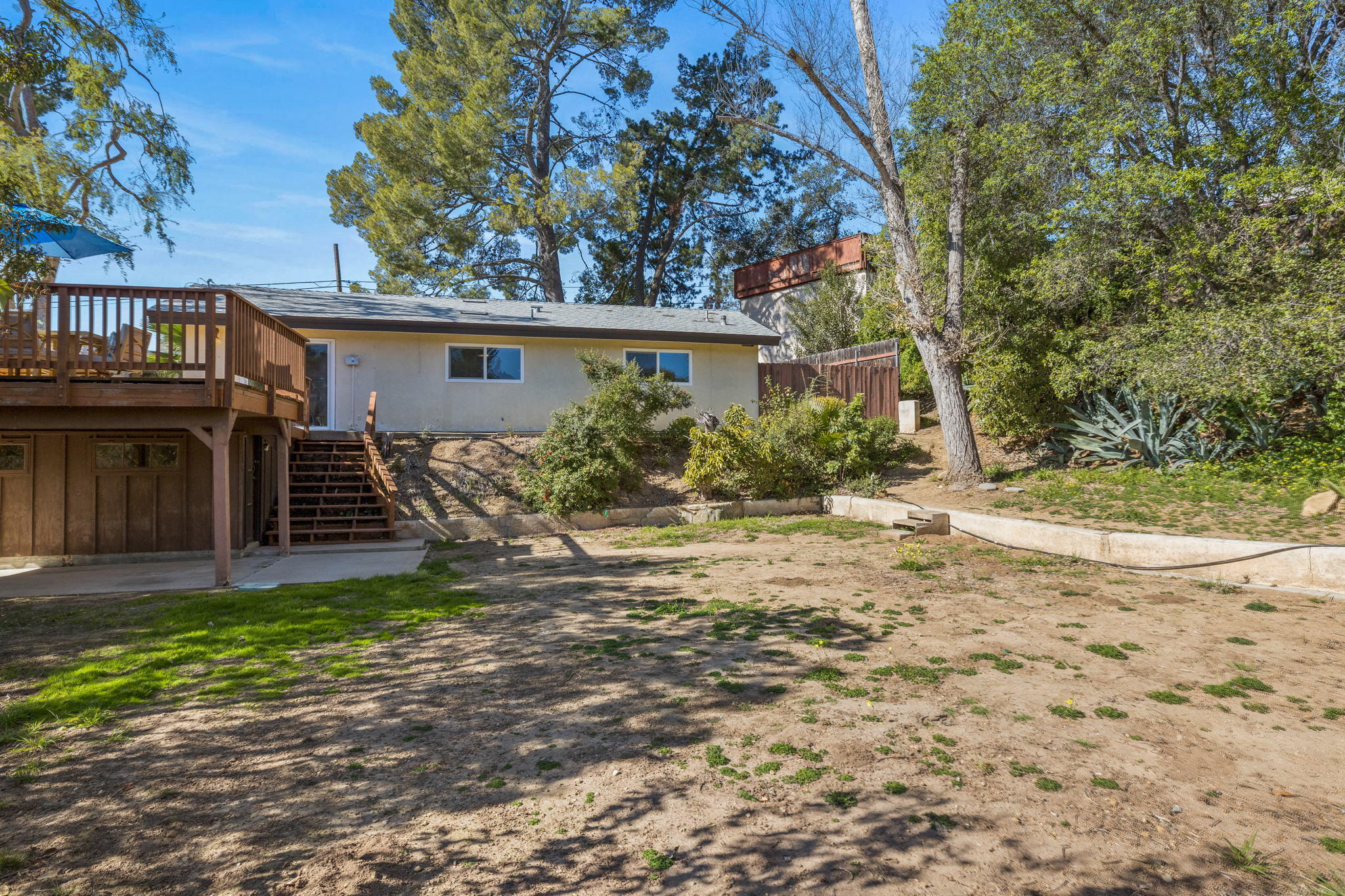 55 Sunset Street Oak View, CA 93022 - Photo 32 of 38 33 55Sunset-33