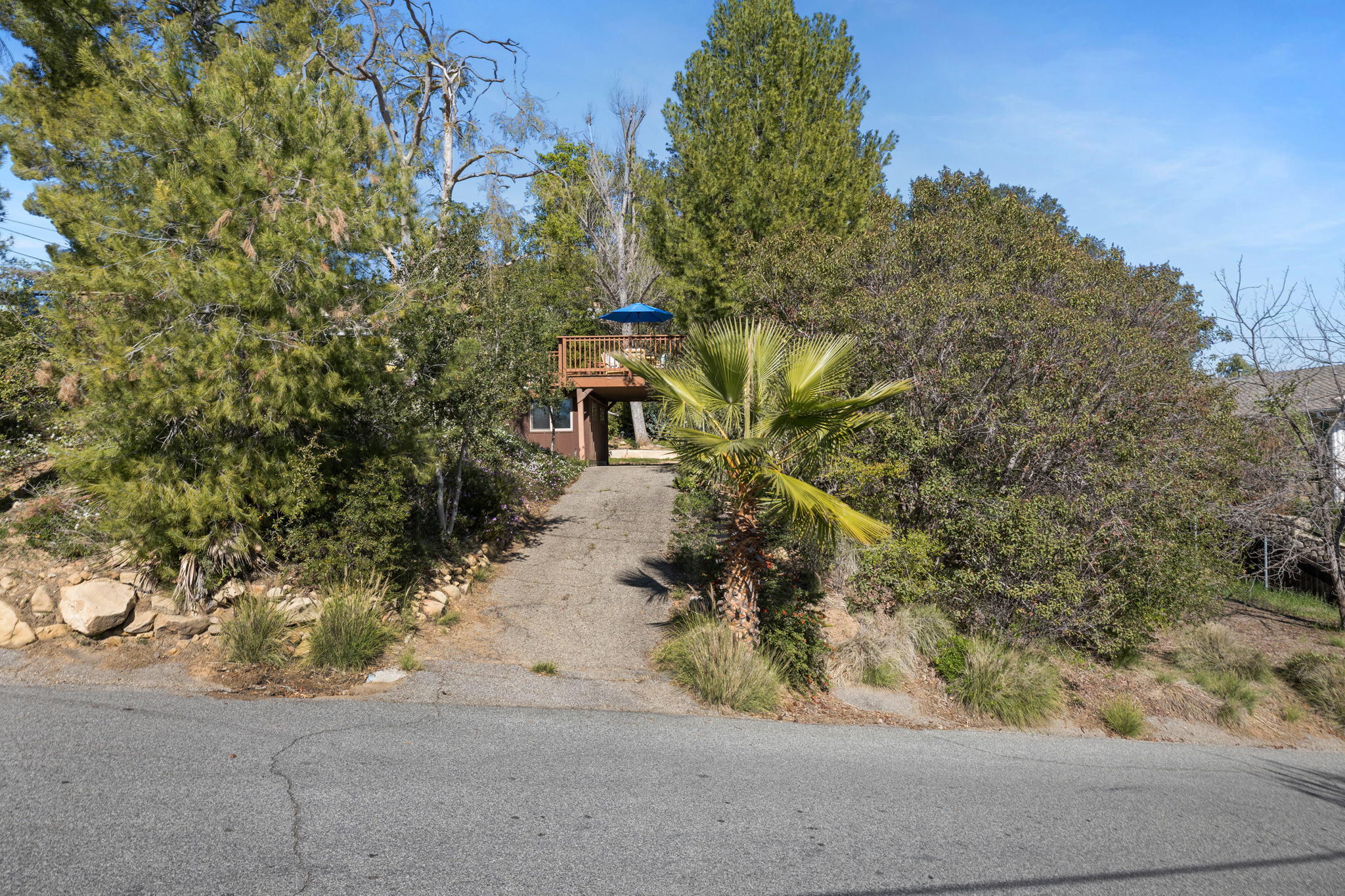 55 Sunset Street Oak View, CA 93022 - Photo 38 of 38 43 55Sunset-43