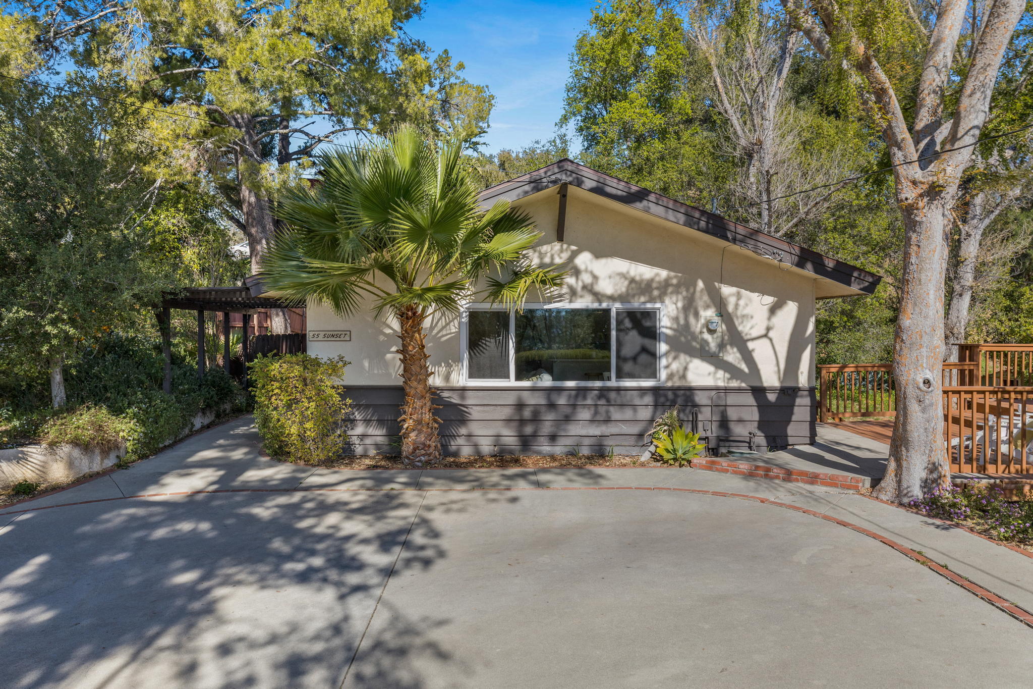 55 Sunset Street Oak View, CA 93022 - Photo 5 of 38 3 55Sunset-3