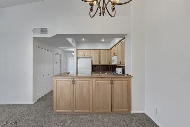 $1,731 | 9901 Trailwood Drive, Unit 2006, Las Vegas, NV 89134