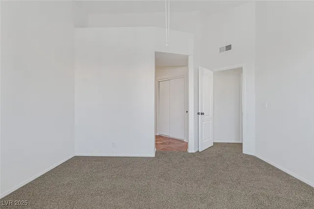 $1,731 | 9901 Trailwood Drive, Unit 2006, Las Vegas, NV 89134