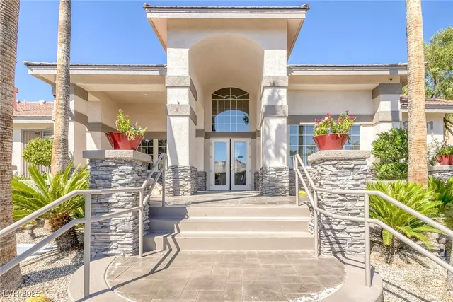 $1,731 | 9901 Trailwood Drive, Unit 2006, Las Vegas, NV 89134