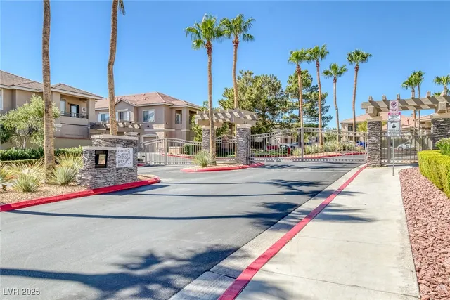 $1,731 | 9901 Trailwood Drive, Unit 2006, Las Vegas, NV 89134