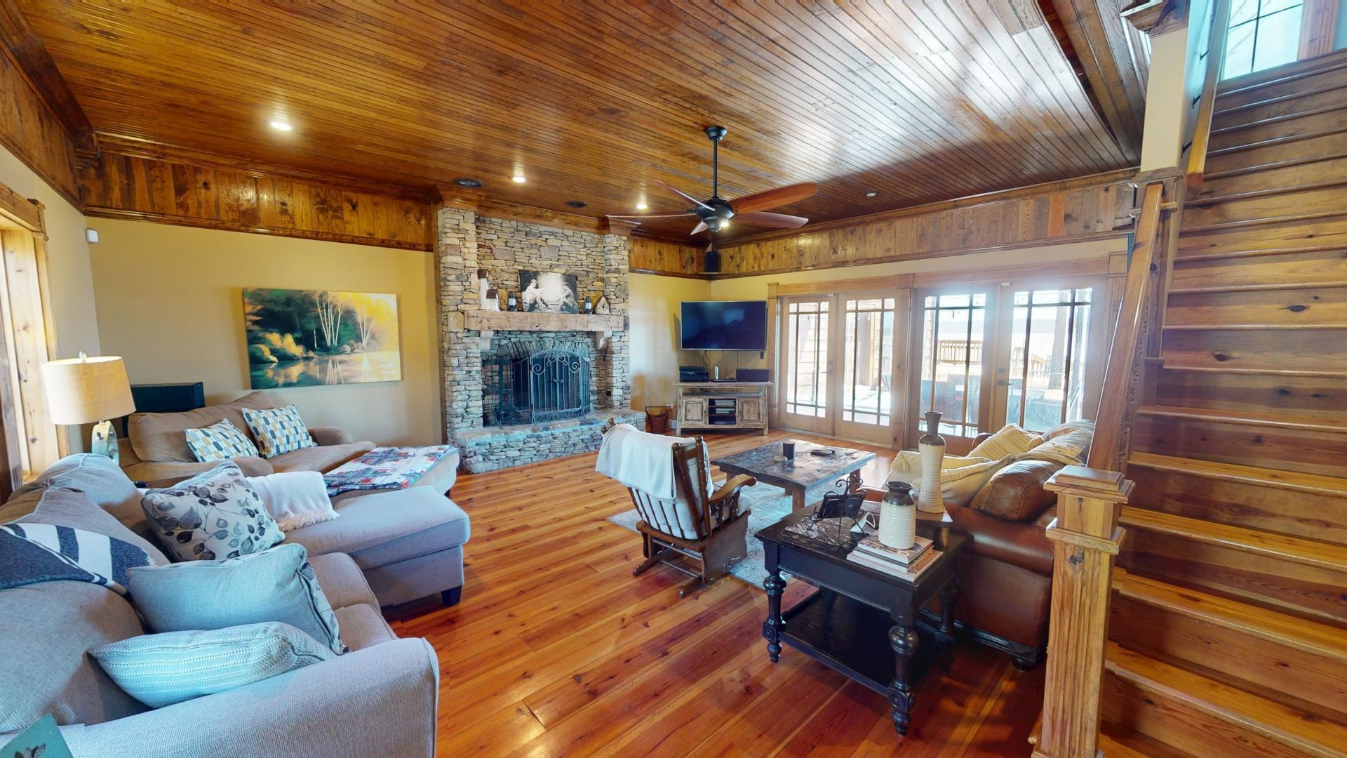 19 Beach Drive Iuka, MS 38852 - Photo 4 of 40 a living room with furniture and a wooden floor