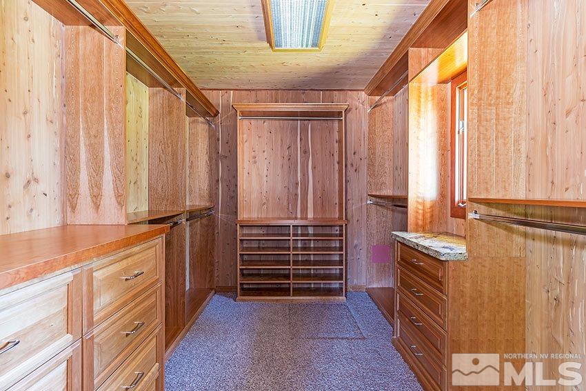 375 Chevy Chase Street Reno, NV 89509 - Photo 14 of 25 a view of walk in closet and window