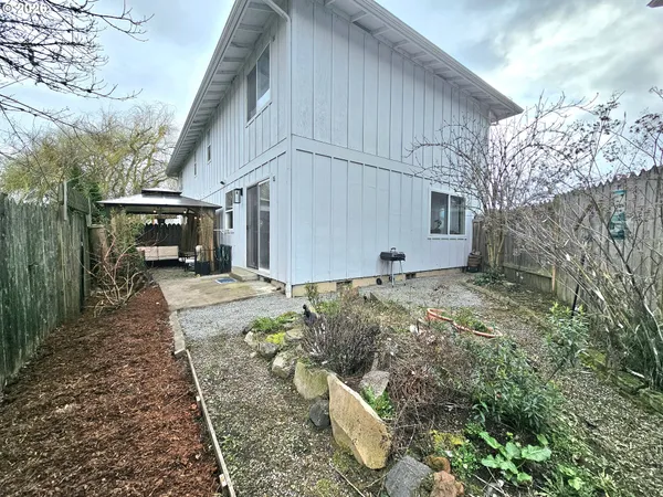 $333,000 | 4467 Fergus Avenue, Eugene, OR 97402