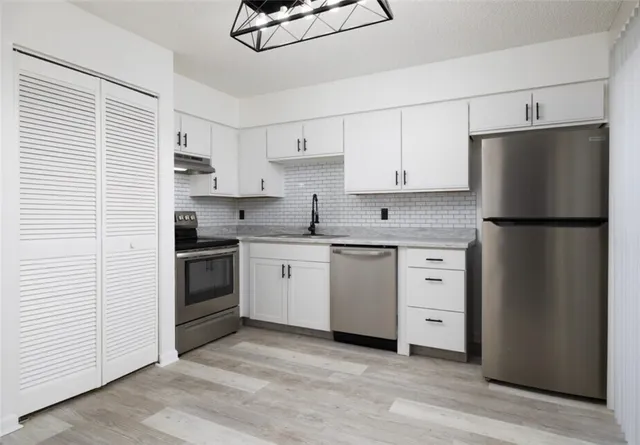 $1,500 | 1566 40th Avenue, Unit I4, Vero Beach, FL 32960