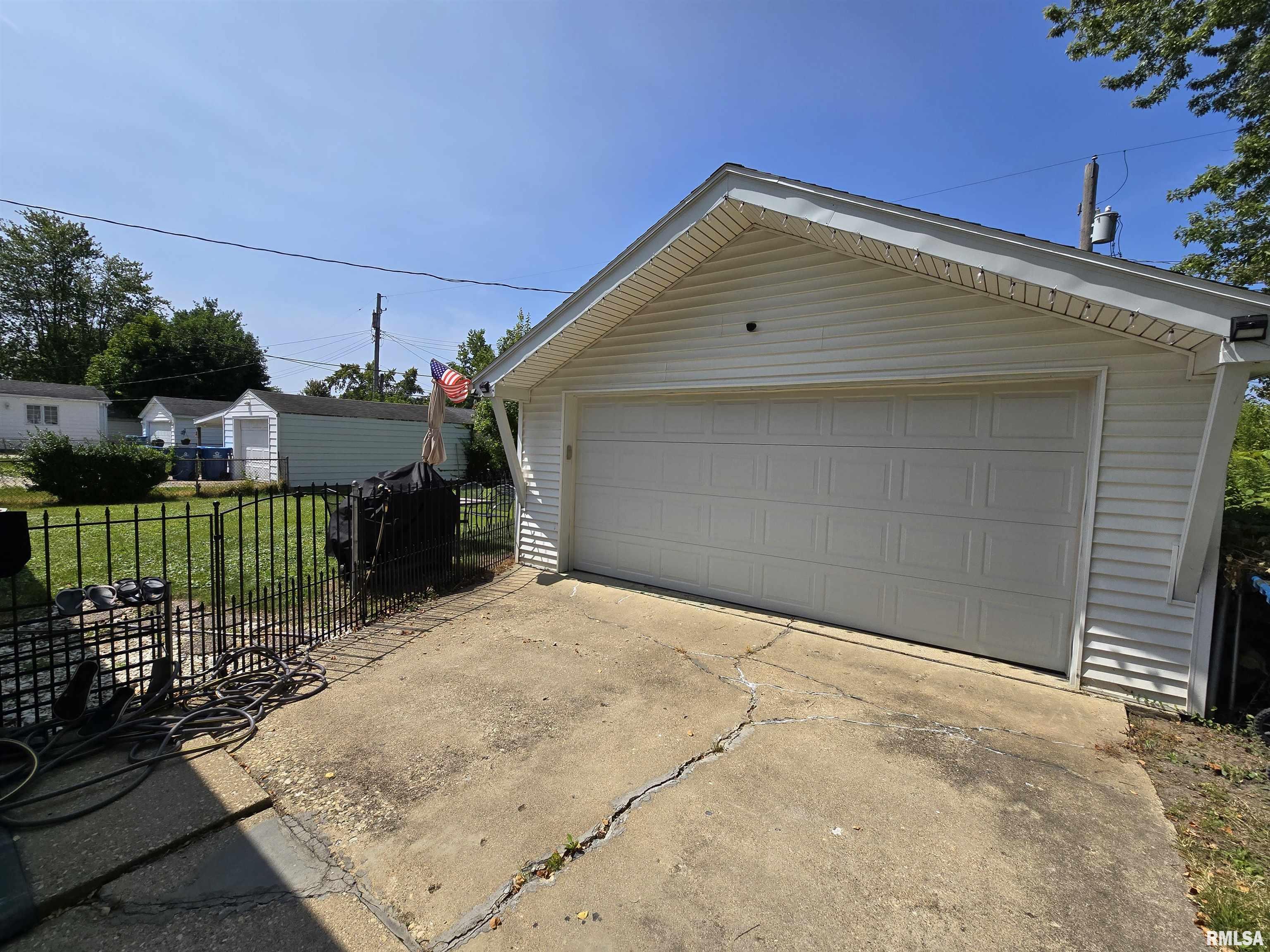 49 Friars Lane Springfield, IL 62704 - Photo 35 of 36