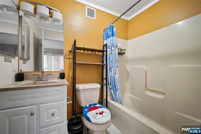 $850,000 | 110 Redwood Avenue, Paterson, NJ 07522