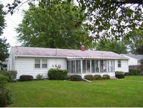 1209 Jackson Boulevard Rochester, IN 46975 - Photo 2 of 3