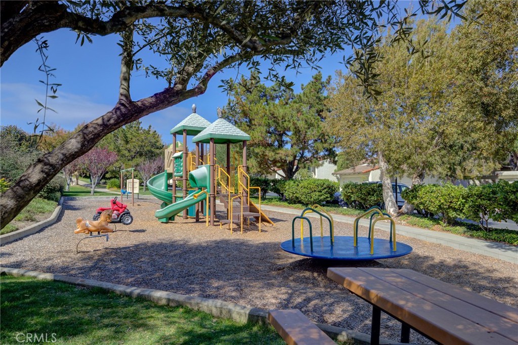 5 Cypress Way Rolling Hills Estates, CA 90274 - Photo 16 of 45 a view of a park with plants and a table