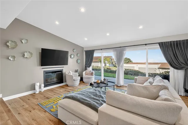 $1,199,000 | 5 Cypress Way, Rolling Hills Estates, CA 90274