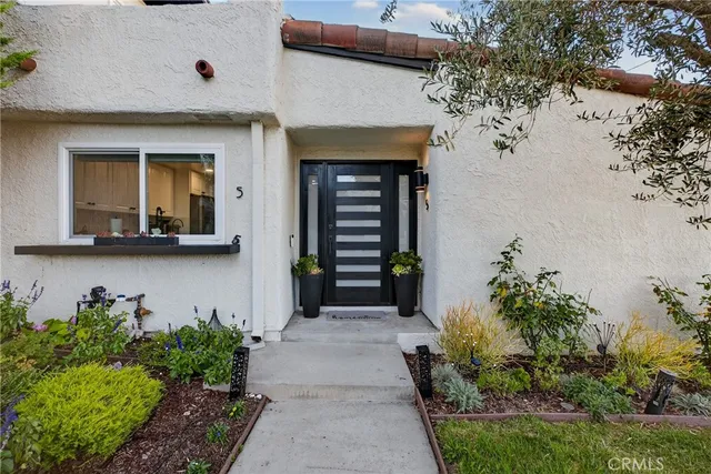 $1,199,000 | 5 Cypress Way, Rolling Hills Estates, CA 90274