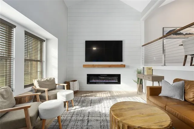 $540,000 | 22612 North Prestige Drive, Holt, MO 64048