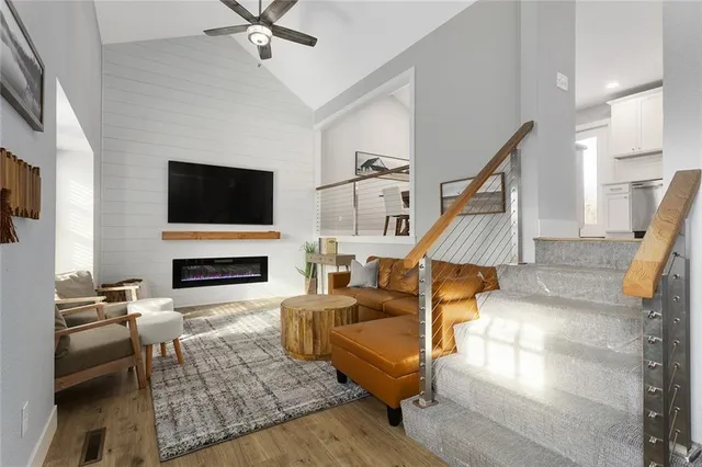 $540,000 | 22612 North Prestige Drive, Holt, MO 64048