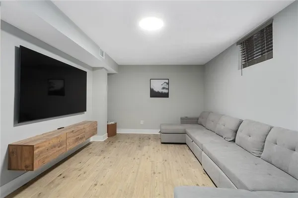 $540,000 | 22612 North Prestige Drive, Holt, MO 64048