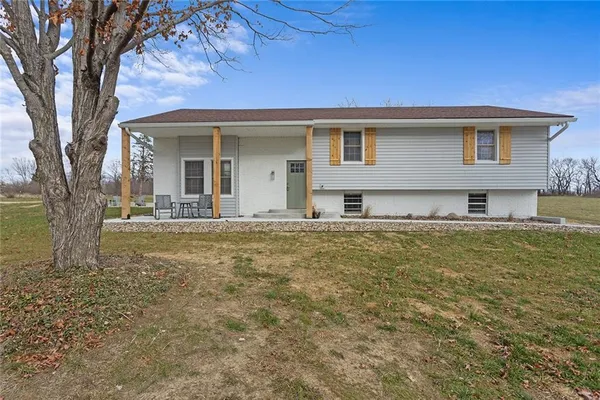 $540,000 | 22612 North Prestige Drive, Holt, MO 64048
