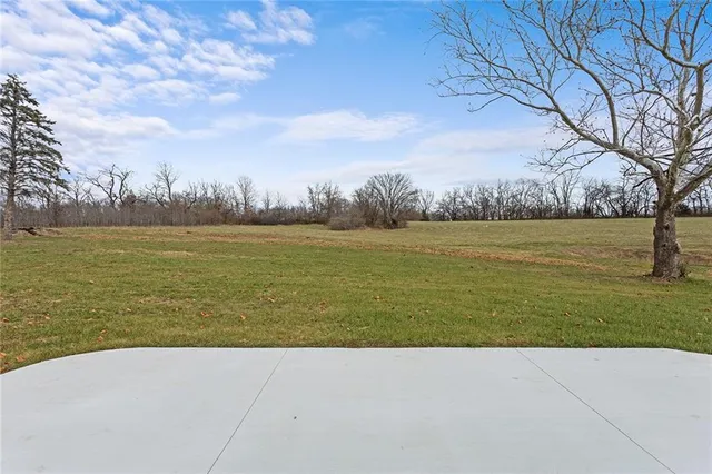 $540,000 | 22612 North Prestige Drive, Holt, MO 64048