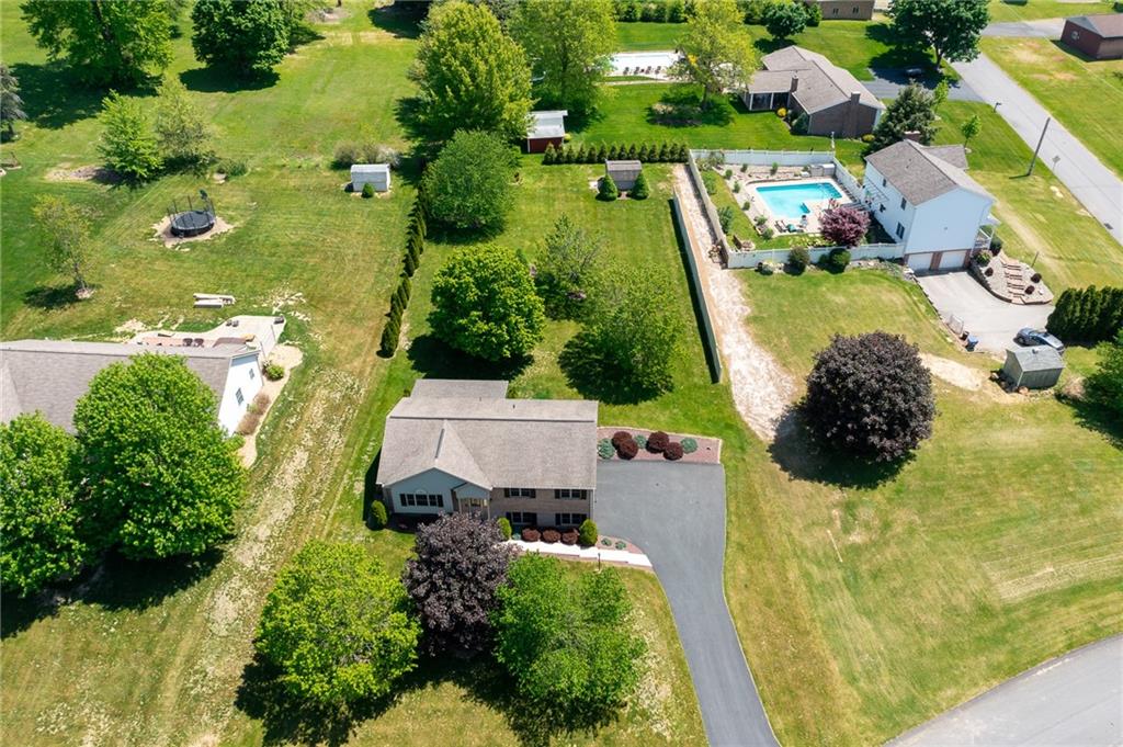 103 Shepperd Drive Butler, PA 16002 - Photo 3 of 25 Gallery Image 3