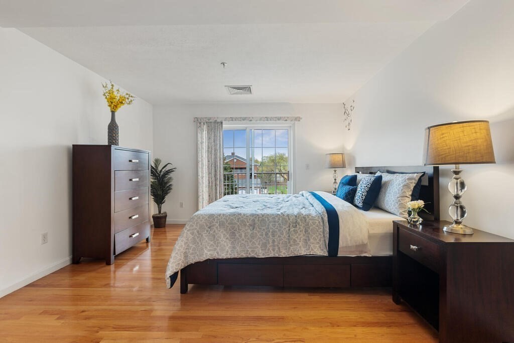 7 Conant Road, Unit 12 Winchester, MA 01890 - Photo 18 of 31 Gallery Image 18