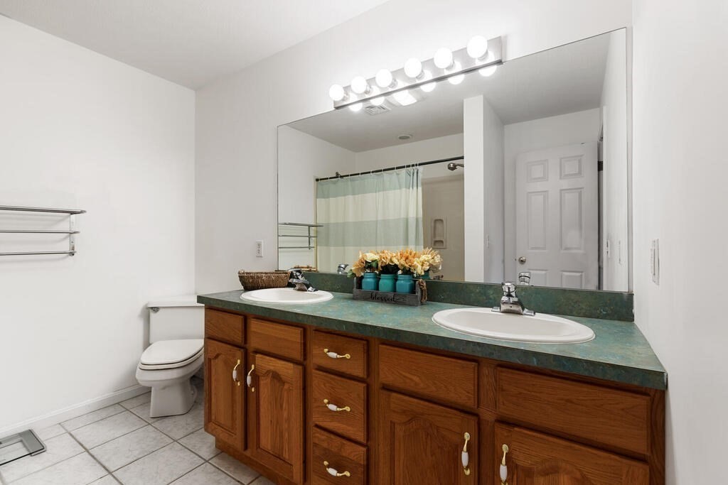 7 Conant Road, Unit 12 Winchester, MA 01890 - Photo 20 of 31 Gallery Image 20