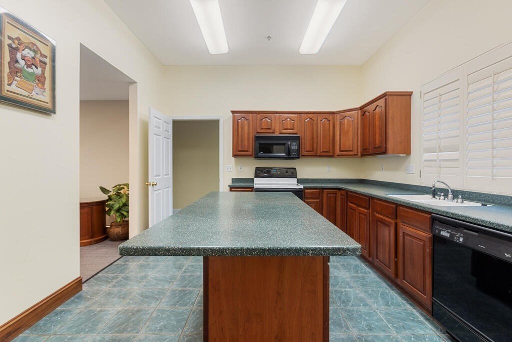 7 Conant Road, Unit 12 Winchester, MA 01890 - Photo 25 of 31 Gallery Image 25