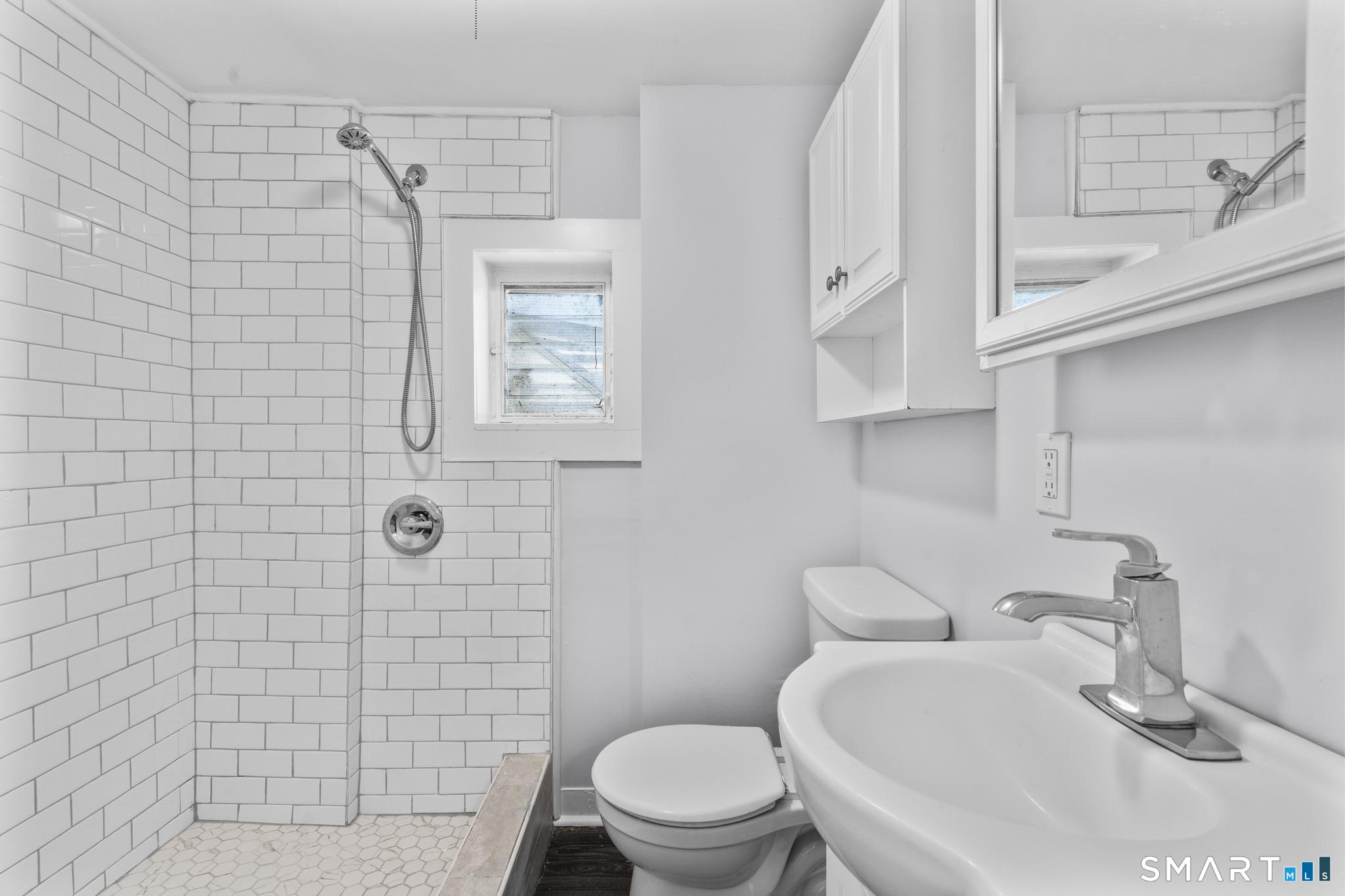 59 Pine Street Hamden, CT 06514 - Photo 24 of 39