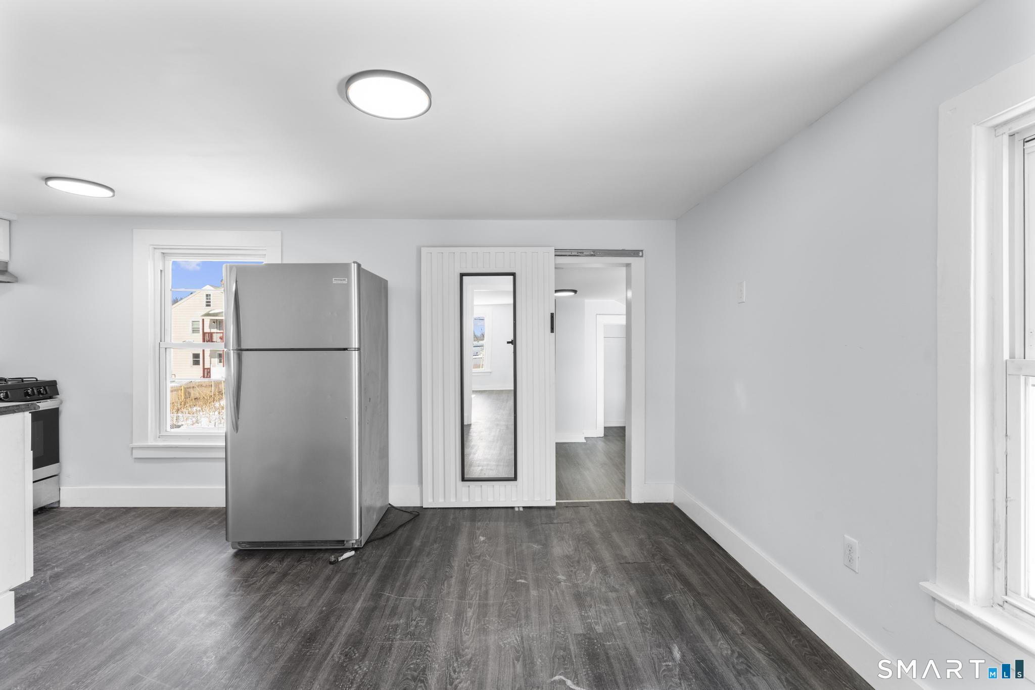 59 Pine Street Hamden, CT 06514 - Photo 34 of 39