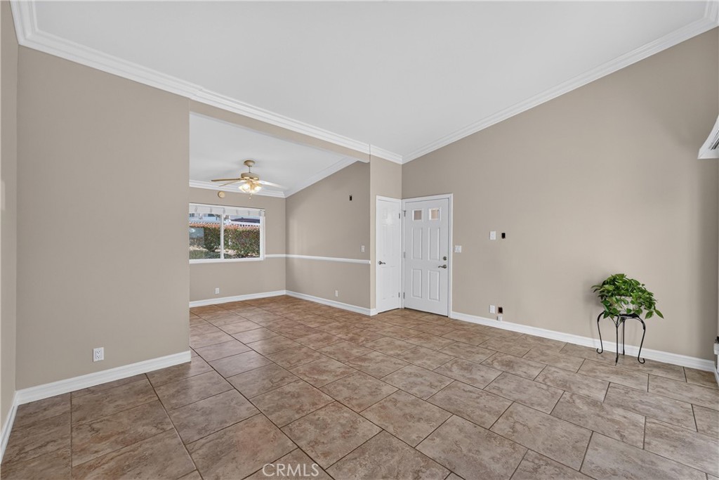 333 Surry Court Brea, CA 92821 - Photo 9 of 38