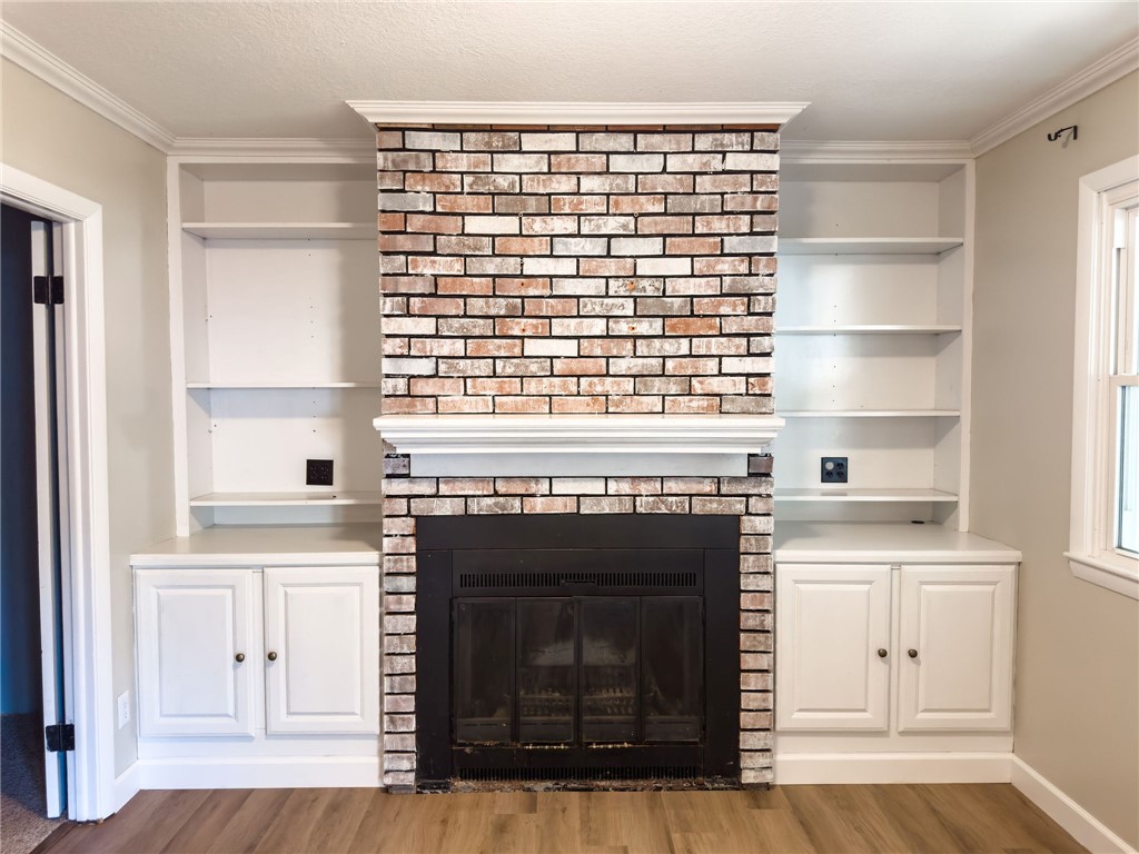701 West Rustic Street Robinson, IL 62454 - Photo 4 of 36