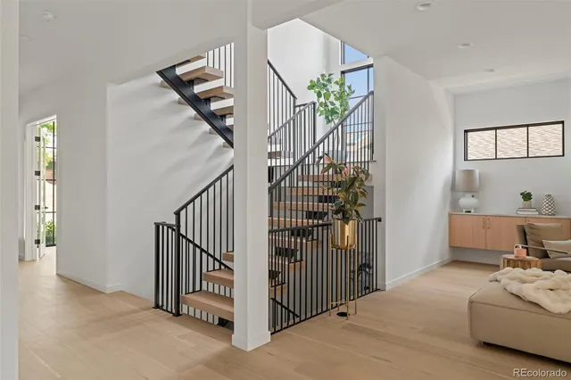 a view of entryway and workspace