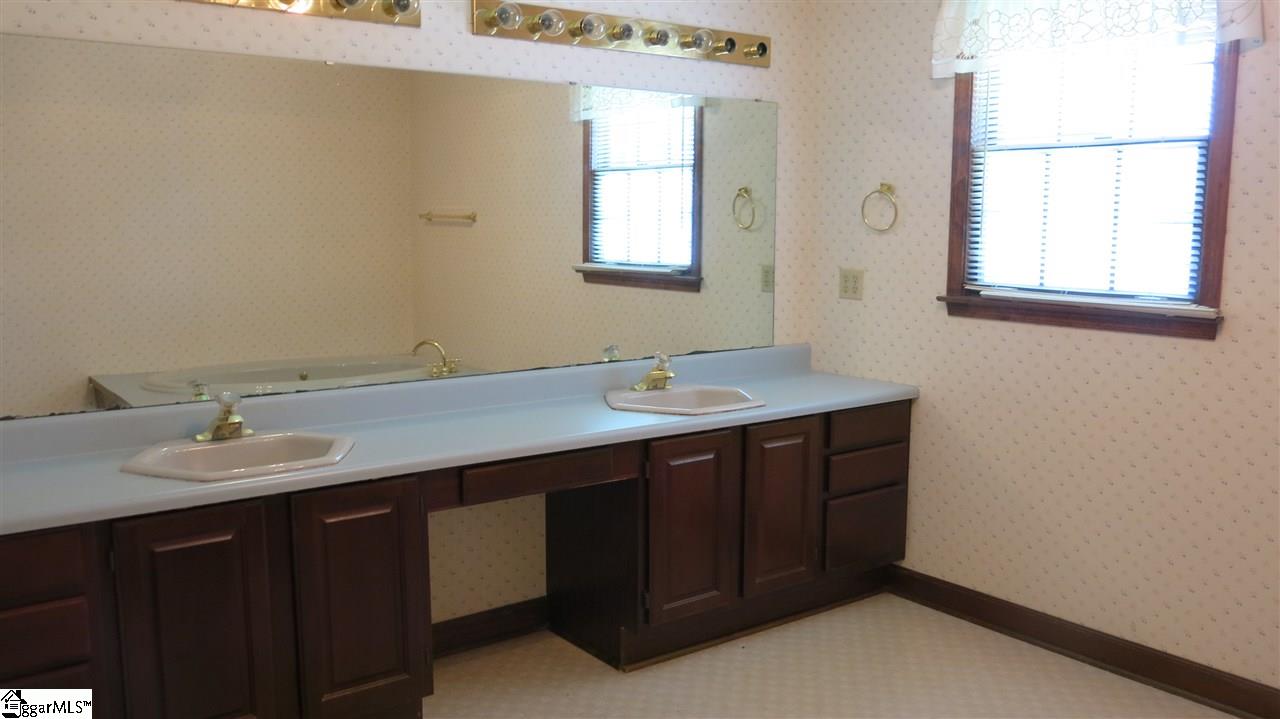 406 Brittany Park Anderson, SC 29621 - Photo 27 of 36