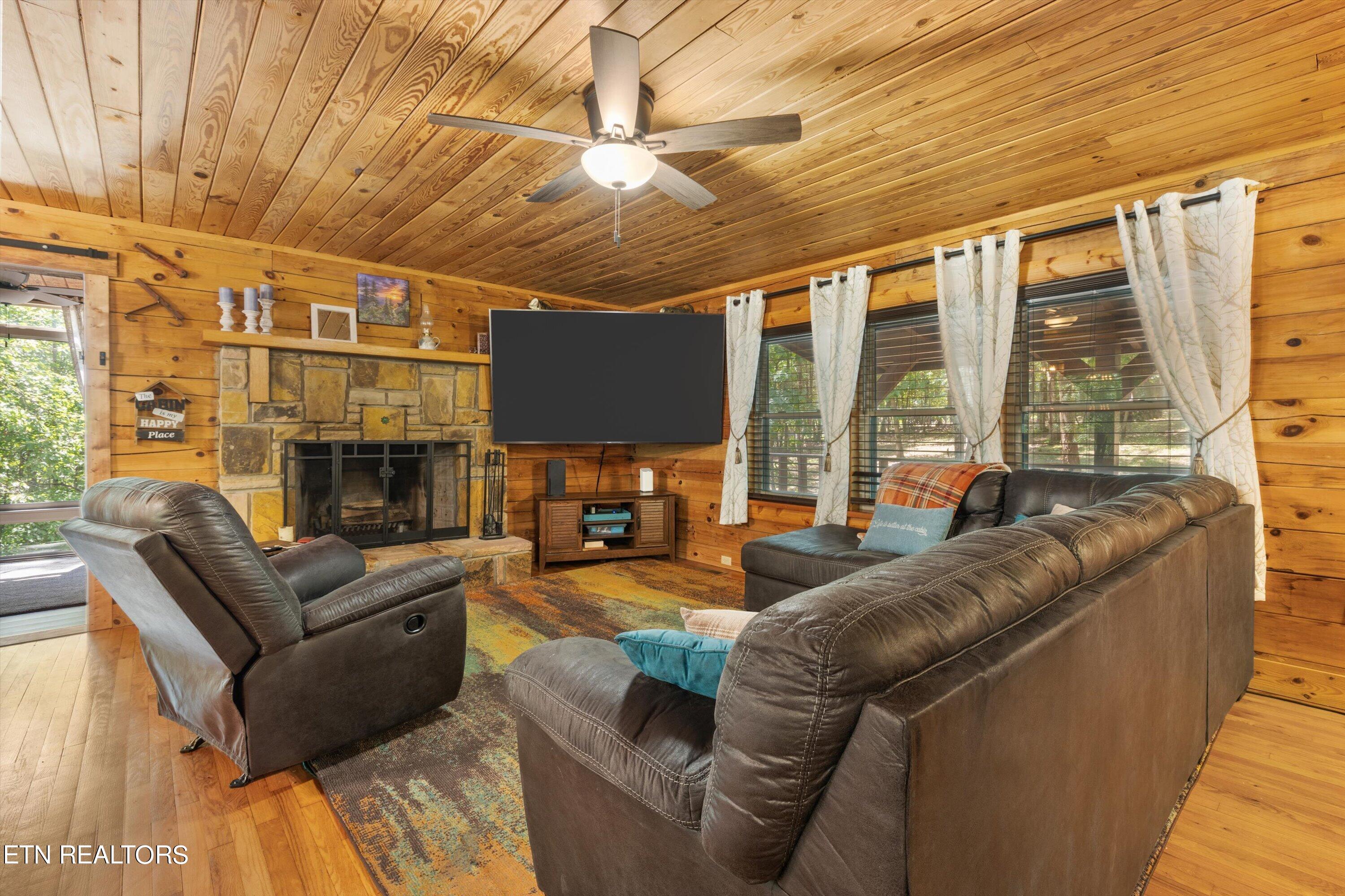 9811 Fairview Road Lenoir City, TN 37772 - Photo 8 of 31 07-9811FairviewRd-03