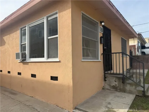 $950,000 | 935 West 17th Street, San Pedro, CA 90731