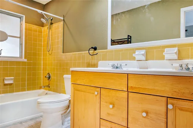 $3,750 | 1606 Northwest 22nd Street, Gainesville, FL 32605