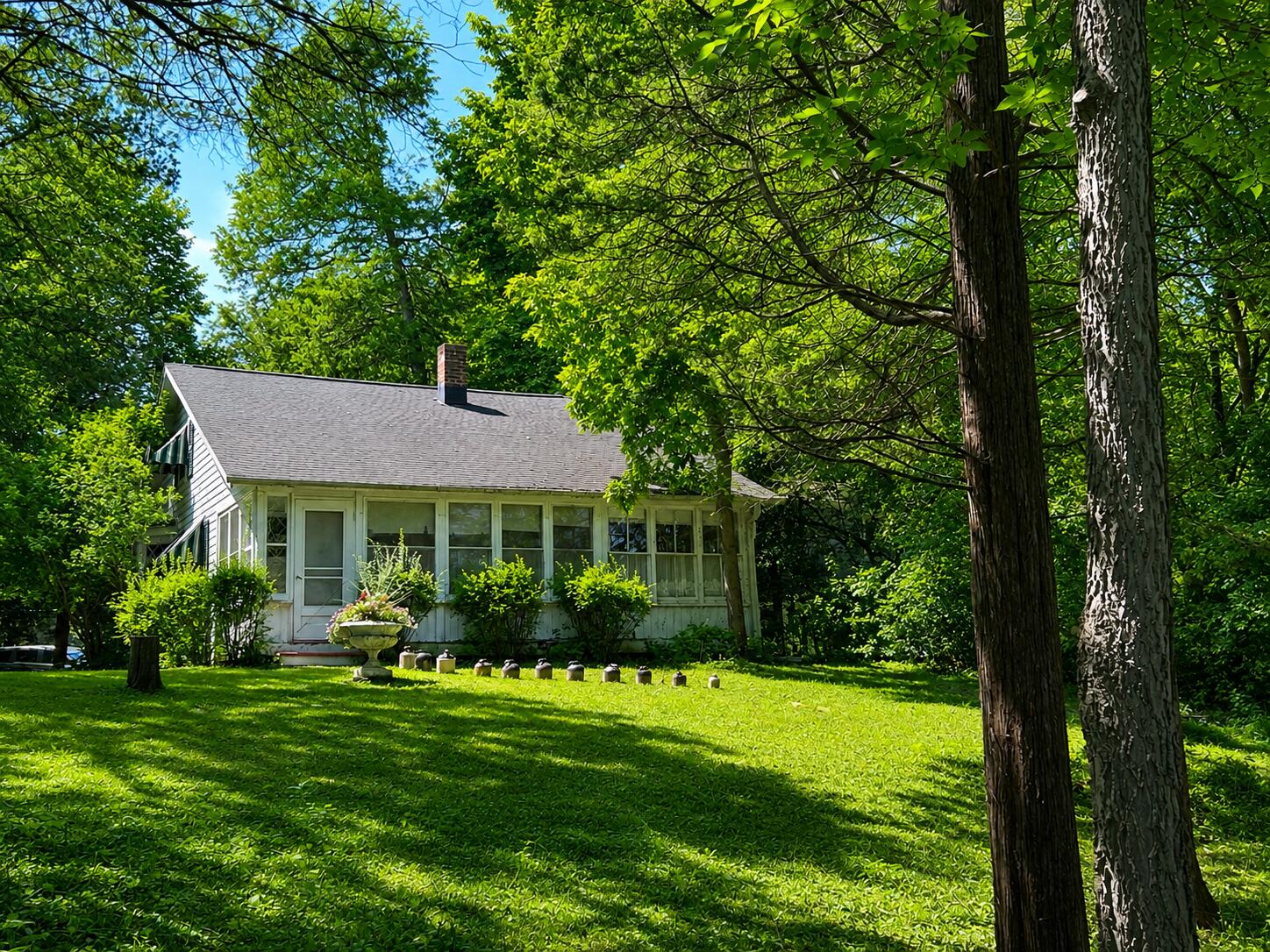 2564 North Huebner Road Summit, WI 53066 - Photo 2 of 20 Charm and character galore