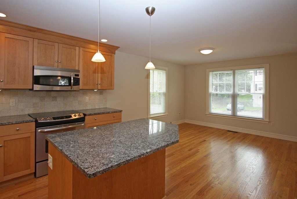 23 Overbrook Drive Wellesley, MA 02482 - Photo 9 of 29