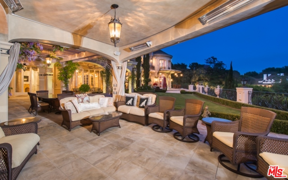 11459 Bellagio Road Los Angeles, CA 90049 - Photo 17 of 42