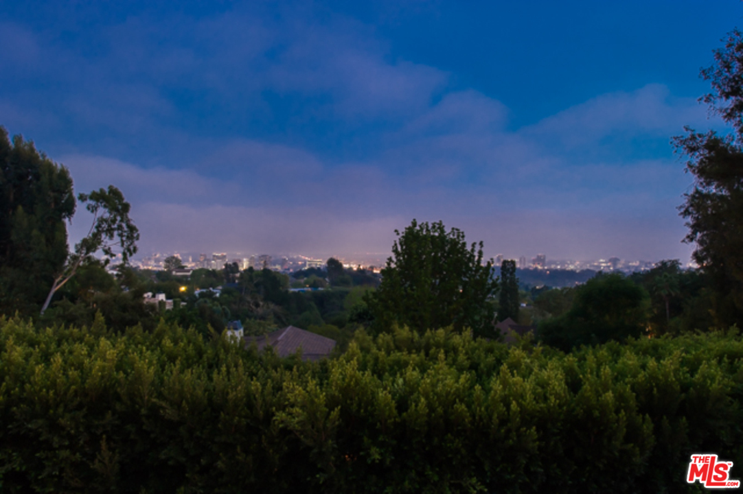11459 Bellagio Road Los Angeles, CA 90049 - Photo 20 of 42