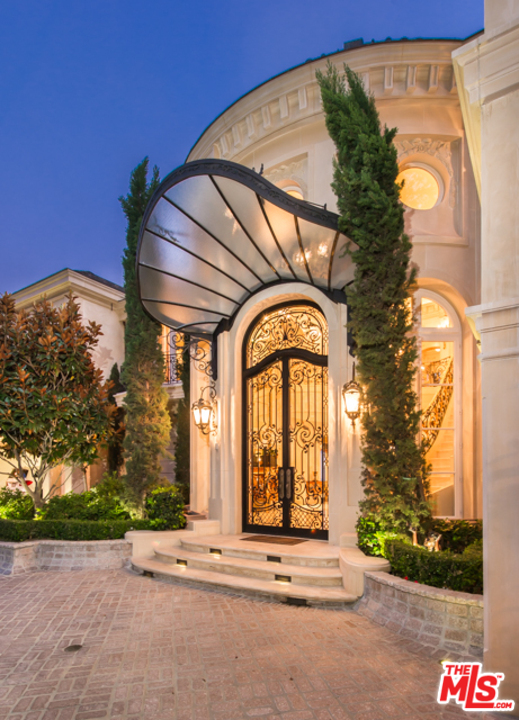 11459 Bellagio Road Los Angeles, CA 90049 - Photo 8 of 42