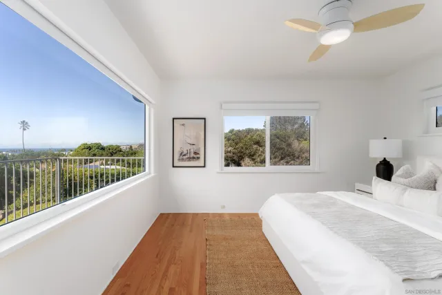 $3,345,000 | 7850 Roseland Drive, La Jolla, CA 92037