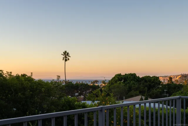 $3,345,000 | 7850 Roseland Drive, La Jolla, CA 92037